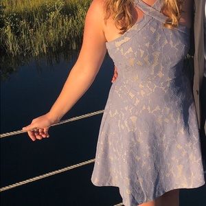 Beautiful color dress!